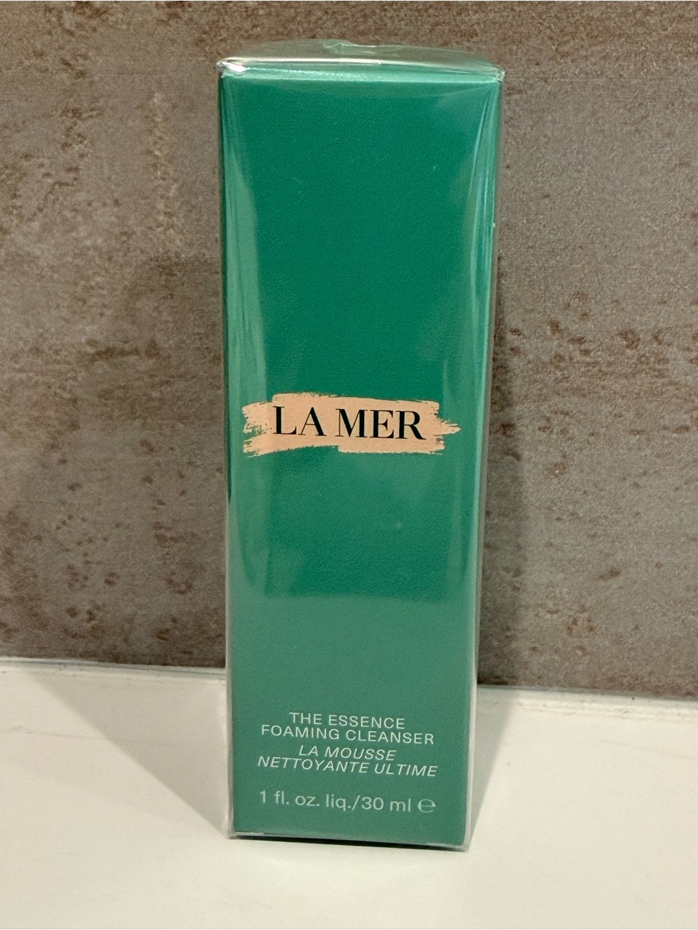 La Mer THE ESSENCE FOAMING CLEANSER 1.0  fl. Oz Sealed; NEW; Retail $35